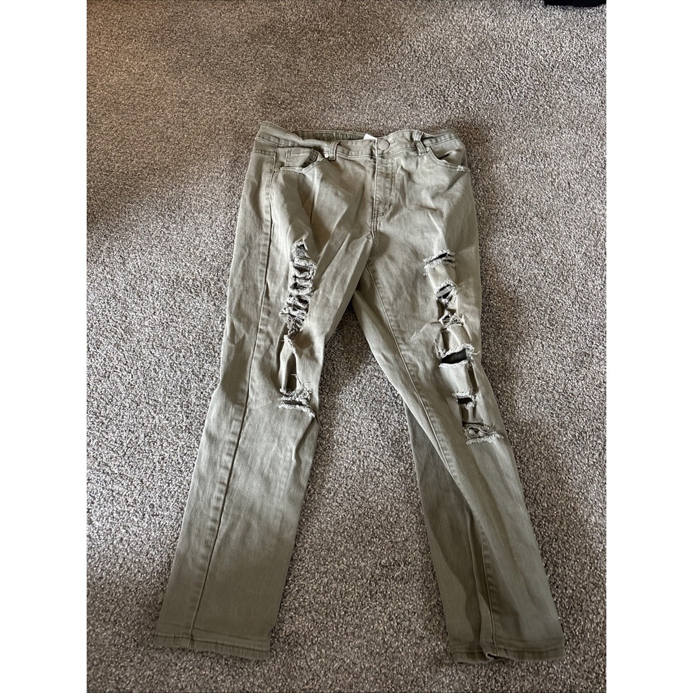 VIP Distressed JEANS Women's Size‎ 14